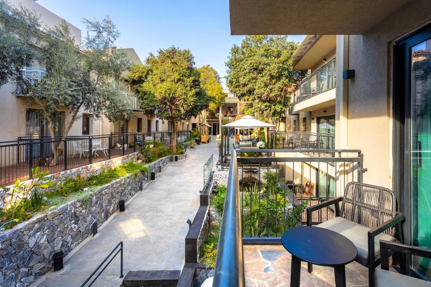 Yarden Estate Boutique Hotel Yesod Hamaala Exterior photo