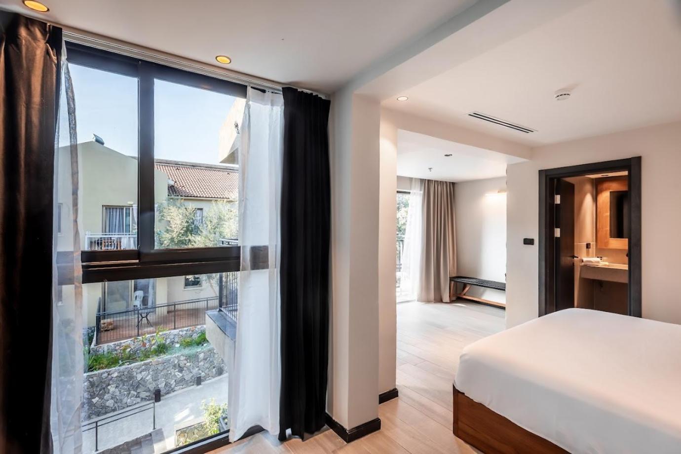 Yarden Estate Boutique Hotel Yesod Hamaala Exterior photo